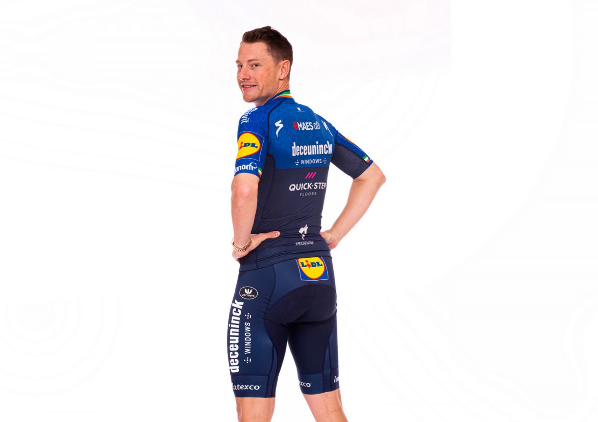 Deceuninck quick shop step jersey